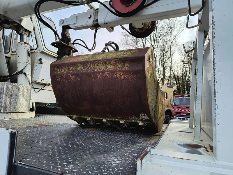Zakup Volvo NL12 420 6x4 CRANE 60T/M - VIDEOS AVAILABLE Volvo NL12 420 6x4 CRANE 60T/M - VIDEOS AVAILABLE: slika Zakup Volvo NL12 420 6x4 CRANE 60T/M - VIDEOS AVAILABLE Volvo NL12 420 6x4 CRANE 60T/M - VIDEOS AVAILABLE