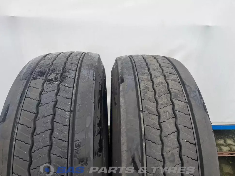 Continental Continental 315/70R22.5 Hybrid HS5 156/150 M+S 3PMSF gebruikte set - Guma za Kamion: slika Continental Continental 315/70R22.5 Hybrid HS5 156/150 M+S 3PMSF gebruikte set - Guma za Kamion Continental Continental 315/70R22.5 Hybrid HS5 156/150 M+S 3PMSF gebruikte set - Guma za Kamion: slika Continental Continental 315/70R22.5 Hybrid HS5 156/150 M+S 3PMSF gebruikte set - Guma za Kamion
