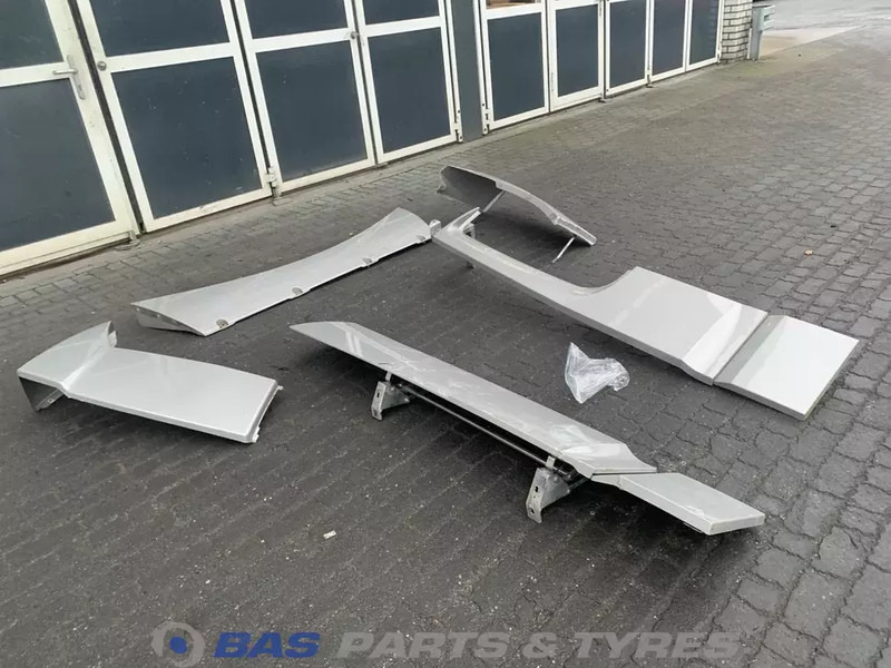 DAF XF106 Spoilerset DAF Super Space Cab L2H3 1836001 - Aerodinamika/ Spojler za Kamion: slika DAF XF106 Spoilerset DAF Super Space Cab L2H3 1836001 - Aerodinamika/ Spojler za Kamion DAF XF106 Spoilerset DAF Super Space Cab L2H3 1836001 - Aerodinamika/ Spojler za Kamion: slika DAF XF106 Spoilerset DAF Super Space Cab L2H3 1836001 - Aerodinamika/ Spojler za Kamion