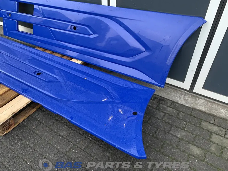 DAF XG Sideskirt Set DAF 2292740 - Karoserija i eksterijer za Kamion: slika DAF XG Sideskirt Set DAF 2292740 - Karoserija i eksterijer za Kamion DAF XG Sideskirt Set DAF 2292740 - Karoserija i eksterijer za Kamion: slika DAF XG Sideskirt Set DAF 2292740 - Karoserija i eksterijer za Kamion