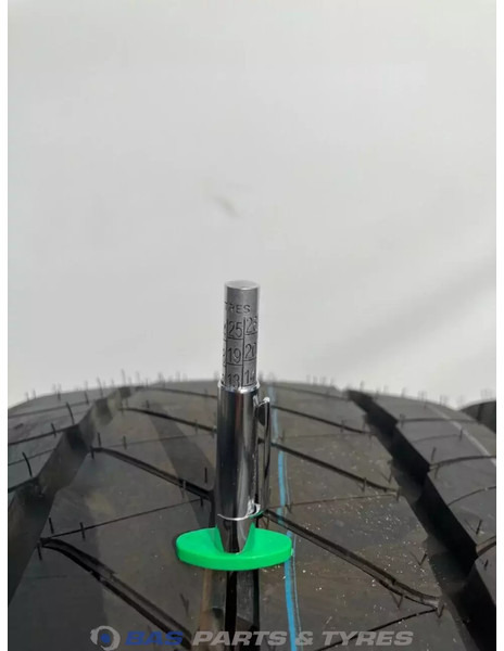 Goodyear - Guma za Kamion: slika Goodyear - Guma za Kamion Goodyear - Guma za Kamion: slika Goodyear - Guma za Kamion