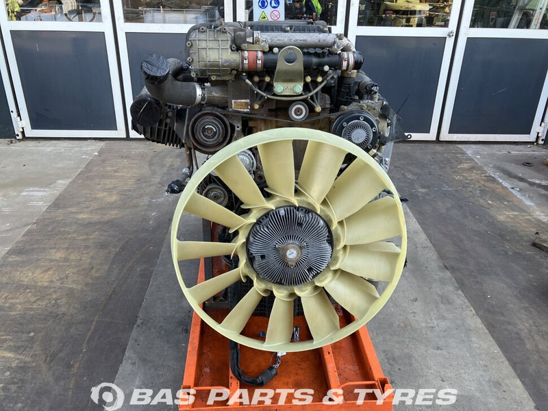 Mercedes-Benz Actros MP4 - Motor za Kamion: slika Mercedes-Benz Actros MP4 - Motor za Kamion Mercedes-Benz Actros MP4 - Motor za Kamion: slika Mercedes-Benz Actros MP4 - Motor za Kamion