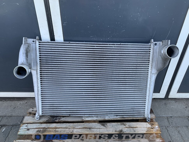 Mercedes-Benz Intercooler Mercedes A 961 500 04 02 - Međuhladnjak za Kamion: slika Mercedes-Benz Intercooler Mercedes A 961 500 04 02 - Međuhladnjak za Kamion Mercedes-Benz Intercooler Mercedes A 961 500 04 02 - Međuhladnjak za Kamion: slika Mercedes-Benz Intercooler Mercedes A 961 500 04 02 - Međuhladnjak za Kamion
