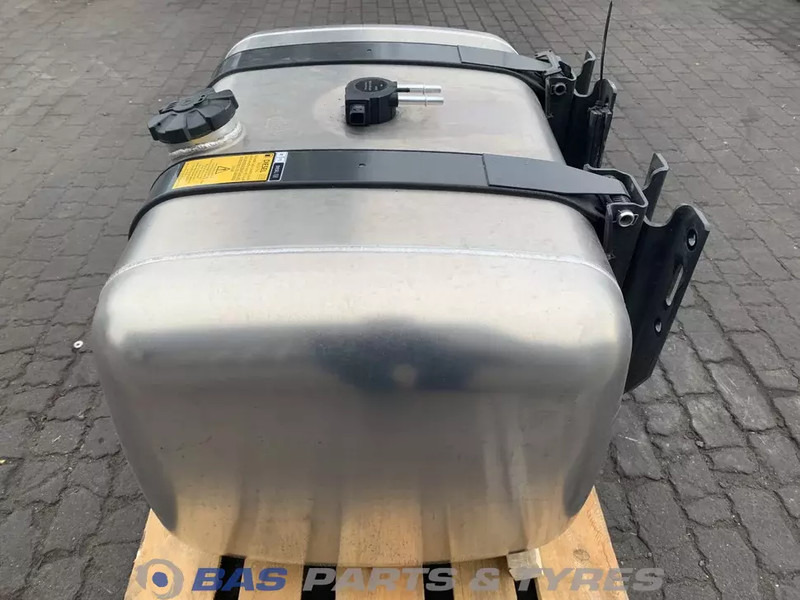 Mercedes-Benz - Spremnik goriva za Kamion: slika Mercedes-Benz - Spremnik goriva za Kamion Mercedes-Benz - Spremnik goriva za Kamion: slika Mercedes-Benz - Spremnik goriva za Kamion