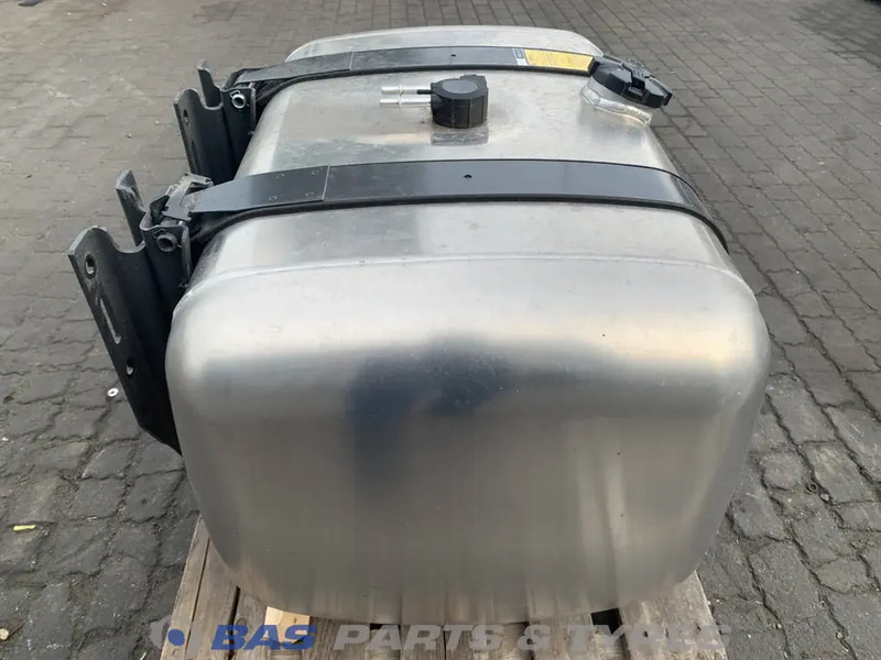 Mercedes-Benz - Spremnik goriva za Kamion: slika Mercedes-Benz - Spremnik goriva za Kamion Mercedes-Benz - Spremnik goriva za Kamion: slika Mercedes-Benz - Spremnik goriva za Kamion