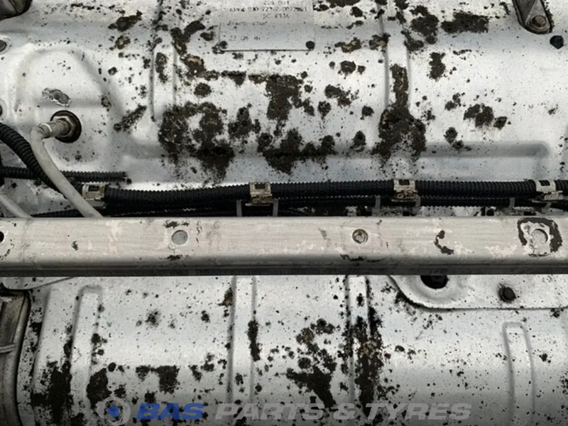 Prigušni lonac za Kamion Mercedes-Benz Uitlaatdemper Mercedes A 007 490 96 12: slika Prigušni lonac za Kamion Mercedes-Benz Uitlaatdemper Mercedes A 007 490 96 12 Prigušni lonac za Kamion Mercedes-Benz Uitlaatdemper Mercedes A 007 490 96 12: slika Prigušni lonac za Kamion Mercedes-Benz Uitlaatdemper Mercedes A 007 490 96 12