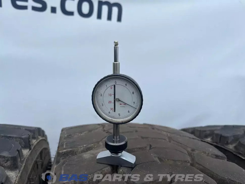 Michelin Remix Michelin Remix 315/80R22.5 X Works D 156/150 K M+S 3PMSF gebruikte set - Guma za Kamion: slika Michelin Remix Michelin Remix 315/80R22.5 X Works D 156/150 K M+S 3PMSF gebruikte set - Guma za Kamion Michelin Remix Michelin Remix 315/80R22.5 X Works D 156/150 K M+S 3PMSF gebruikte set - Guma za Kamion: slika Michelin Remix Michelin Remix 315/80R22.5 X Works D 156/150 K M+S 3PMSF gebruikte set - Guma za Kamion