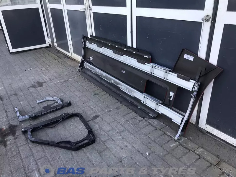 Renault T-Serie Evolution - Karoserija i eksterijer za Kamion: slika Renault T-Serie Evolution - Karoserija i eksterijer za Kamion Renault T-Serie Evolution - Karoserija i eksterijer za Kamion: slika Renault T-Serie Evolution - Karoserija i eksterijer za Kamion