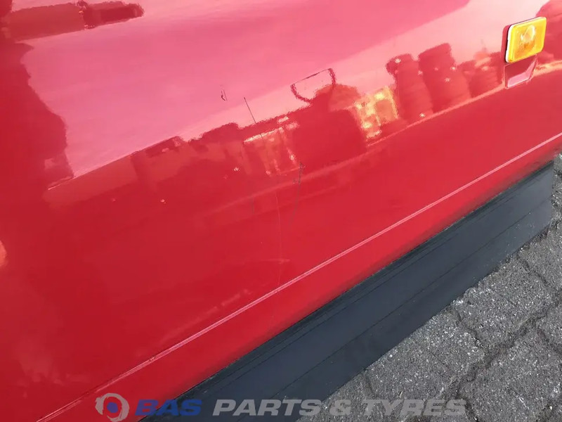 Karoserija i eksterijer za Kamion Renault T-Serie Evolution Sideskirt Set Renault 7424134838: slika Karoserija i eksterijer za Kamion Renault T-Serie Evolution Sideskirt Set Renault 7424134838