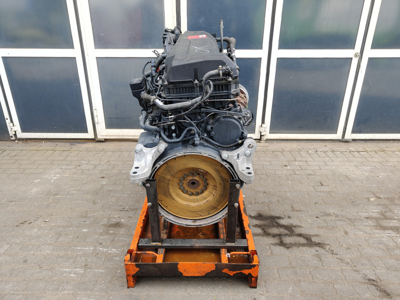 Renault T-Serie - Motor za Kamion: slika Renault T-Serie - Motor za Kamion Renault T-Serie - Motor za Kamion: slika Renault T-Serie - Motor za Kamion