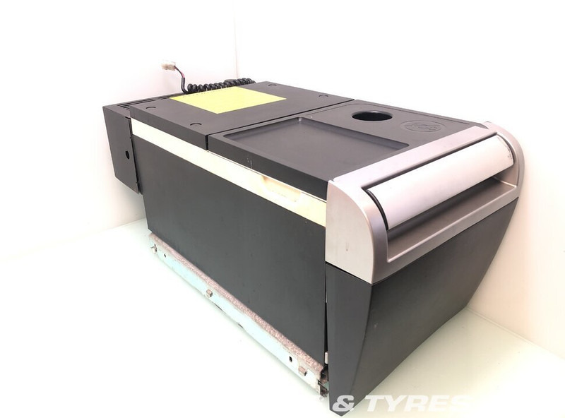 DAF XF106 Koelkast DAF 40 Liter 1845851 - Rezervni dijelovi za Kamion: slika DAF XF106 Koelkast DAF 40 Liter 1845851 - Rezervni dijelovi za Kamion DAF XF106 Koelkast DAF 40 Liter 1845851 - Rezervni dijelovi za Kamion: slika DAF XF106 Koelkast DAF 40 Liter 1845851 - Rezervni dijelovi za Kamion