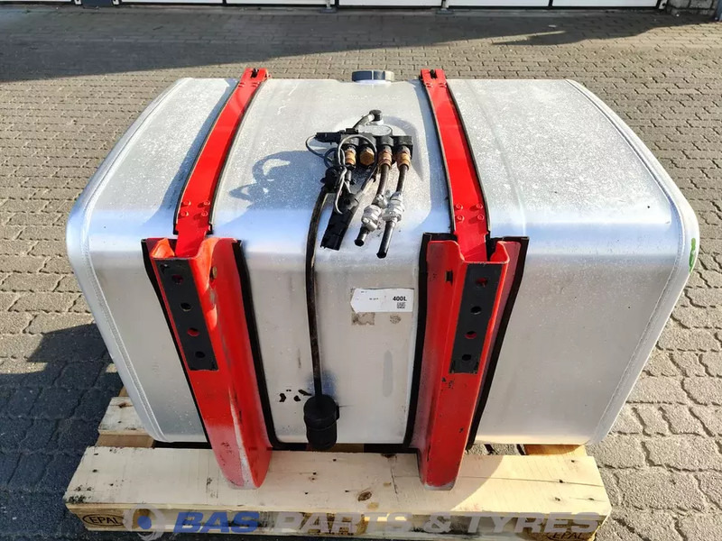 Scania Brandstoftank Scania 400 Liter 1878319 - Spremnik goriva za Kamion: slika Scania Brandstoftank Scania 400 Liter 1878319 - Spremnik goriva za Kamion Scania Brandstoftank Scania 400 Liter 1878319 - Spremnik goriva za Kamion: slika Scania Brandstoftank Scania 400 Liter 1878319 - Spremnik goriva za Kamion