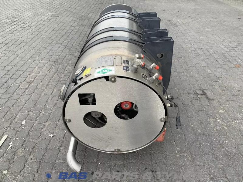 Scania LNG tank Scania 406 Liter 1776103 - Spremnik goriva za Kamion: slika Scania LNG tank Scania 406 Liter 1776103 - Spremnik goriva za Kamion Scania LNG tank Scania 406 Liter 1776103 - Spremnik goriva za Kamion: slika Scania LNG tank Scania 406 Liter 1776103 - Spremnik goriva za Kamion