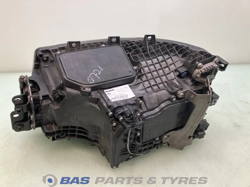 Scania - Prednja svjetla za Kamion: slika Scania - Prednja svjetla za Kamion Scania - Prednja svjetla za Kamion: slika Scania - Prednja svjetla za Kamion