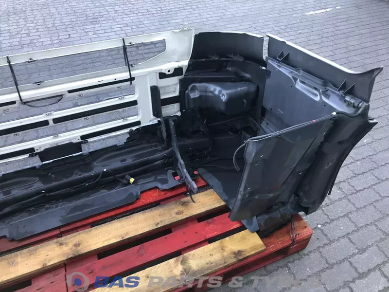 Scania R-Serie Bumper Scania 1885940 - Branik za Kamion: slika Scania R-Serie Bumper Scania 1885940 - Branik za Kamion Scania R-Serie Bumper Scania 1885940 - Branik za Kamion: slika Scania R-Serie Bumper Scania 1885940 - Branik za Kamion
