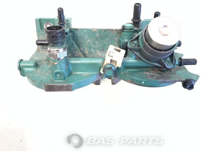 Volvo Brandstoffilterhuis Volvo 23100071 - Filter goriva za Kamion: slika Volvo Brandstoffilterhuis Volvo 23100071 - Filter goriva za Kamion Volvo Brandstoffilterhuis Volvo 23100071 - Filter goriva za Kamion: slika Volvo Brandstoffilterhuis Volvo 23100071 - Filter goriva za Kamion