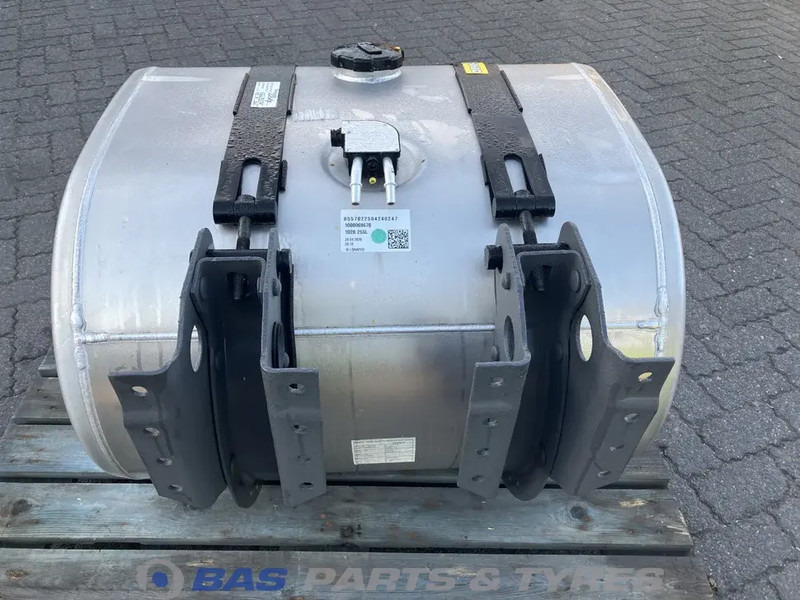 Volvo Brandstoftank Volvo 255 Liter G0000106 - Spremnik goriva za Kamion: slika Volvo Brandstoftank Volvo 255 Liter G0000106 - Spremnik goriva za Kamion Volvo Brandstoftank Volvo 255 Liter G0000106 - Spremnik goriva za Kamion: slika Volvo Brandstoftank Volvo 255 Liter G0000106 - Spremnik goriva za Kamion