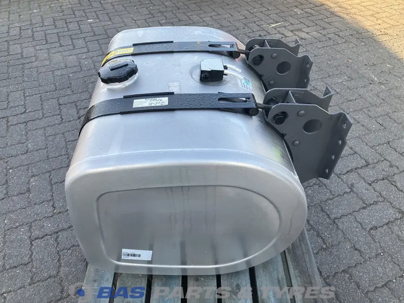 Volvo Brandstoftank Volvo 255 Liter G0000106 - Spremnik goriva za Kamion: slika Volvo Brandstoftank Volvo 255 Liter G0000106 - Spremnik goriva za Kamion Volvo Brandstoftank Volvo 255 Liter G0000106 - Spremnik goriva za Kamion: slika Volvo Brandstoftank Volvo 255 Liter G0000106 - Spremnik goriva za Kamion