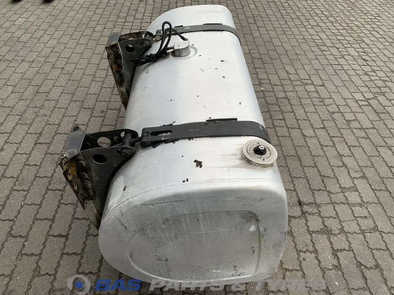 Volvo Brandstoftank Volvo 610 Liter G0000172 - Spremnik goriva za Kamion: slika Volvo Brandstoftank Volvo 610 Liter G0000172 - Spremnik goriva za Kamion Volvo Brandstoftank Volvo 610 Liter G0000172 - Spremnik goriva za Kamion: slika Volvo Brandstoftank Volvo 610 Liter G0000172 - Spremnik goriva za Kamion