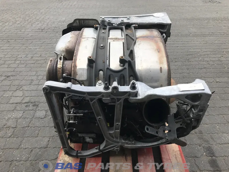 Volvo FH4 - Prigušni lonac za Kamion: slika Volvo FH4 - Prigušni lonac za Kamion Volvo FH4 - Prigušni lonac za Kamion: slika Volvo FH4 - Prigušni lonac za Kamion
