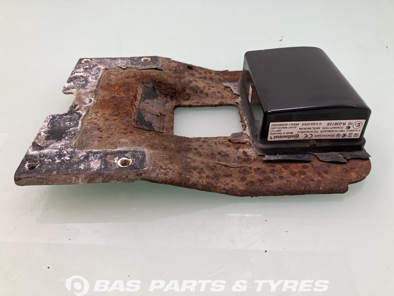 Volvo FH4 Regeleenheid Botswaarschuwing Volvo 21719200 - Svjetla/ Rasvjeta za Kamion: slika Volvo FH4 Regeleenheid Botswaarschuwing Volvo 21719200 - Svjetla/ Rasvjeta za Kamion Volvo FH4 Regeleenheid Botswaarschuwing Volvo 21719200 - Svjetla/ Rasvjeta za Kamion: slika Volvo FH4 Regeleenheid Botswaarschuwing Volvo 21719200 - Svjetla/ Rasvjeta za Kamion