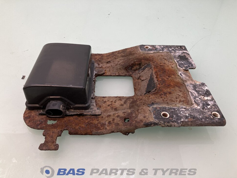 Volvo FH4 Regeleenheid Botswaarschuwing Volvo 21719200 - Svjetla/ Rasvjeta za Kamion: slika Volvo FH4 Regeleenheid Botswaarschuwing Volvo 21719200 - Svjetla/ Rasvjeta za Kamion Volvo FH4 Regeleenheid Botswaarschuwing Volvo 21719200 - Svjetla/ Rasvjeta za Kamion: slika Volvo FH4 Regeleenheid Botswaarschuwing Volvo 21719200 - Svjetla/ Rasvjeta za Kamion