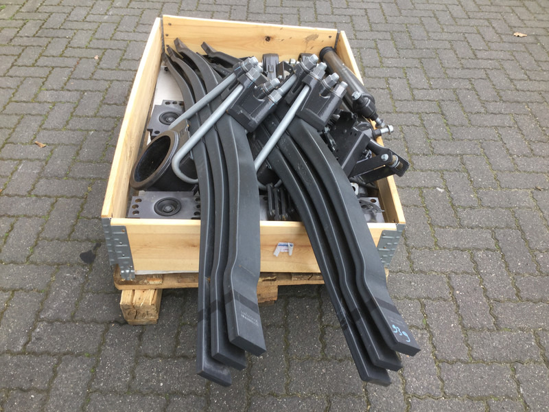 Volvo FH4 Veerpakket Volvo 257937 - Ovjes za Kamion: slika Volvo FH4 Veerpakket Volvo 257937 - Ovjes za Kamion Volvo FH4 Veerpakket Volvo 257937 - Ovjes za Kamion: slika Volvo FH4 Veerpakket Volvo 257937 - Ovjes za Kamion