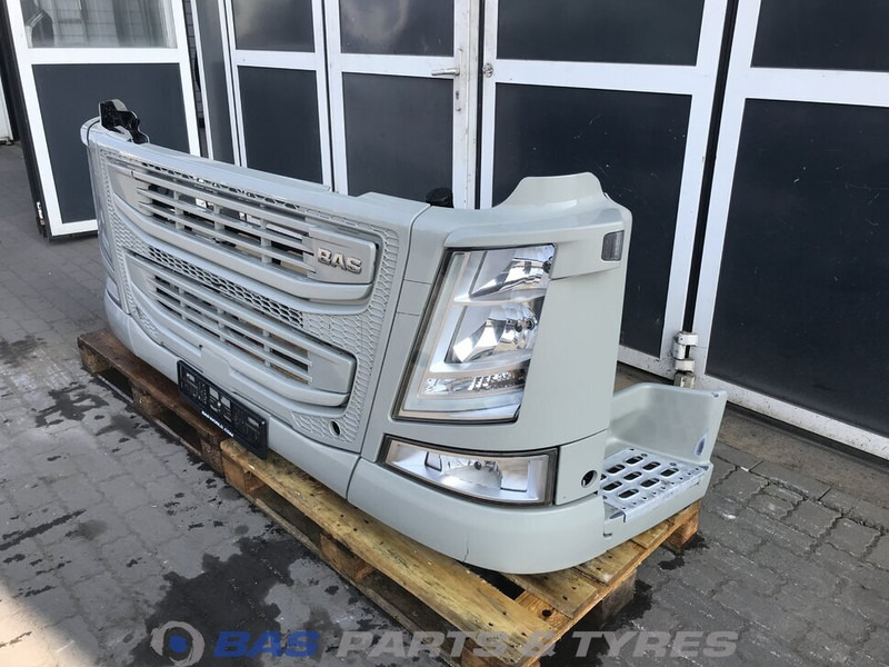 Volvo FM4 - Branik za Kamion: slika Volvo FM4 - Branik za Kamion Volvo FM4 - Branik za Kamion: slika Volvo FM4 - Branik za Kamion