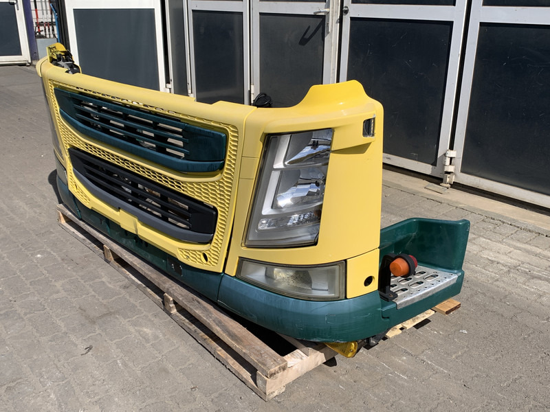 Volvo FM4 - Branik za Kamion: slika Volvo FM4 - Branik za Kamion Volvo FM4 - Branik za Kamion: slika Volvo FM4 - Branik za Kamion