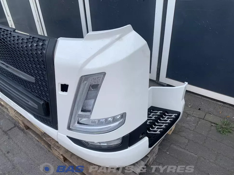 Volvo FM5 Bumper Volvo 21316576 - Branik za Kamion: slika Volvo FM5 Bumper Volvo 21316576 - Branik za Kamion Volvo FM5 Bumper Volvo 21316576 - Branik za Kamion: slika Volvo FM5 Bumper Volvo 21316576 - Branik za Kamion