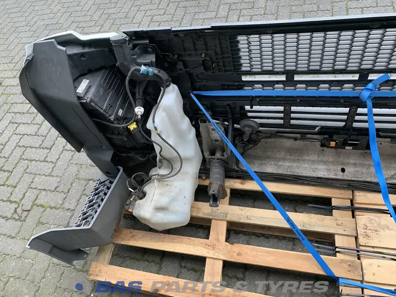 Volvo FM5 Bumper Volvo 84274554 - Branik za Kamion: slika Volvo FM5 Bumper Volvo 84274554 - Branik za Kamion Volvo FM5 Bumper Volvo 84274554 - Branik za Kamion: slika Volvo FM5 Bumper Volvo 84274554 - Branik za Kamion