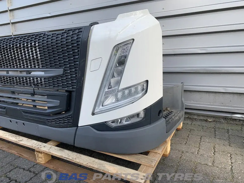 Volvo FM5 Bumper Volvo 84407376 - Branik za Kamion: slika Volvo FM5 Bumper Volvo 84407376 - Branik za Kamion Volvo FM5 Bumper Volvo 84407376 - Branik za Kamion: slika Volvo FM5 Bumper Volvo 84407376 - Branik za Kamion