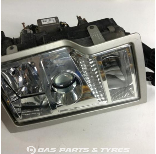Volvo Koplamp 20360902 - Prednja svjetla za Kamion: slika Volvo Koplamp 20360902 - Prednja svjetla za Kamion Volvo Koplamp 20360902 - Prednja svjetla za Kamion: slika Volvo Koplamp 20360902 - Prednja svjetla za Kamion