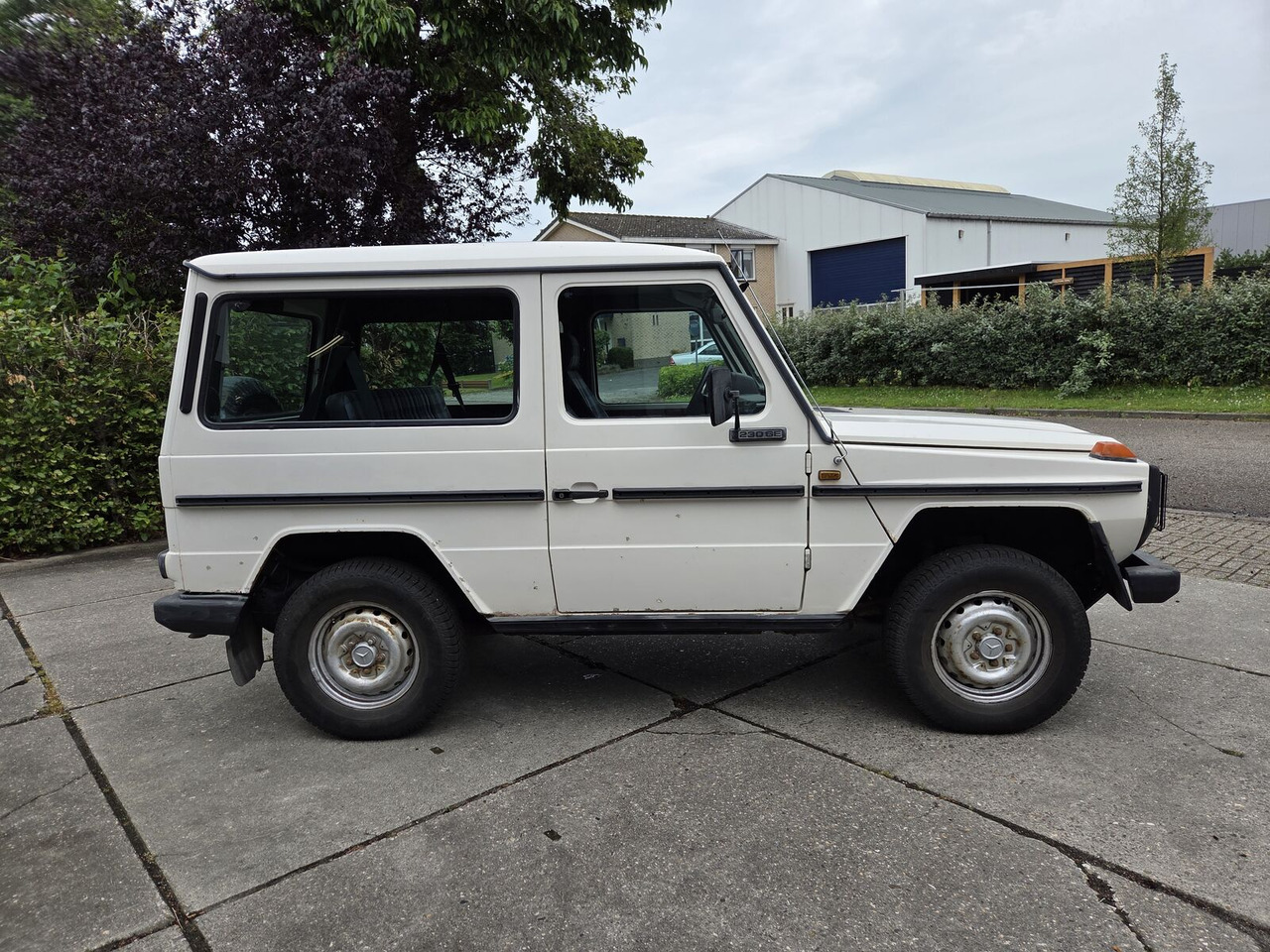 Mercedes-Benz G-klasse 230GE 1985 SUV - SUV: slika Mercedes-Benz G-klasse 230GE 1985 SUV - SUV Mercedes-Benz G-klasse 230GE 1985 SUV - SUV: slika Mercedes-Benz G-klasse 230GE 1985 SUV - SUV