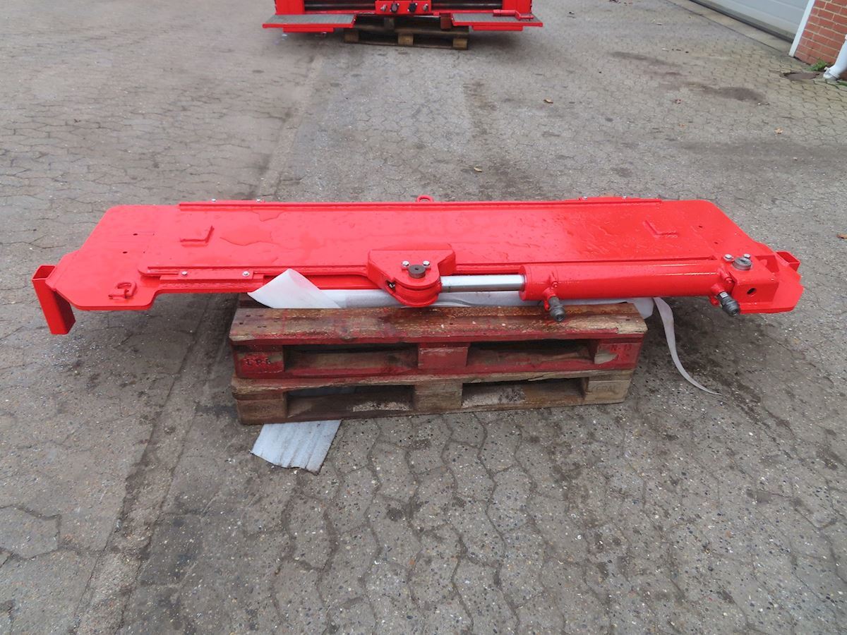 Goldhofer Plade m/hydr. justering - Poluprikolica: slika Goldhofer Plade m/hydr. justering - Poluprikolica Goldhofer Plade m/hydr. justering - Poluprikolica: slika Goldhofer Plade m/hydr. justering - Poluprikolica