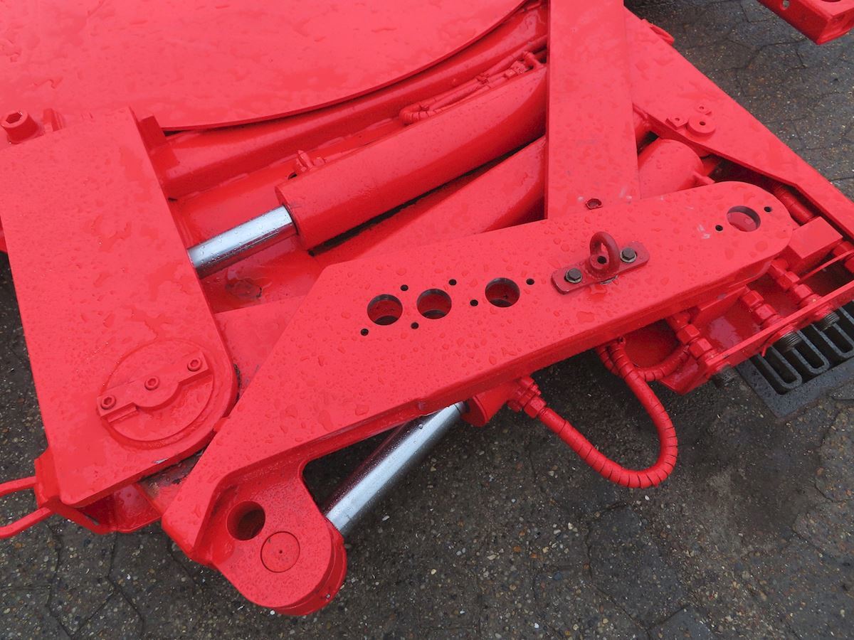 Goldhofer Selvsporings-udstyr - Poluprikolica: slika Goldhofer Selvsporings-udstyr - Poluprikolica Goldhofer Selvsporings-udstyr - Poluprikolica: slika Goldhofer Selvsporings-udstyr - Poluprikolica