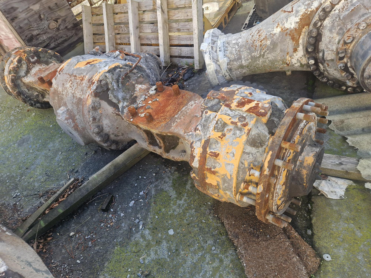 EJE DELANTERO Y TRASERO LIEBHERR L586 (2012) - Osovina i dijelovi za Građevinski strojevi: slika EJE DELANTERO Y TRASERO LIEBHERR L586 (2012) - Osovina i dijelovi za Građevinski strojevi EJE DELANTERO Y TRASERO LIEBHERR L586 (2012) - Osovina i dijelovi za Građevinski strojevi: slika EJE DELANTERO Y TRASERO LIEBHERR L586 (2012) - Osovina i dijelovi za Građevinski strojevi