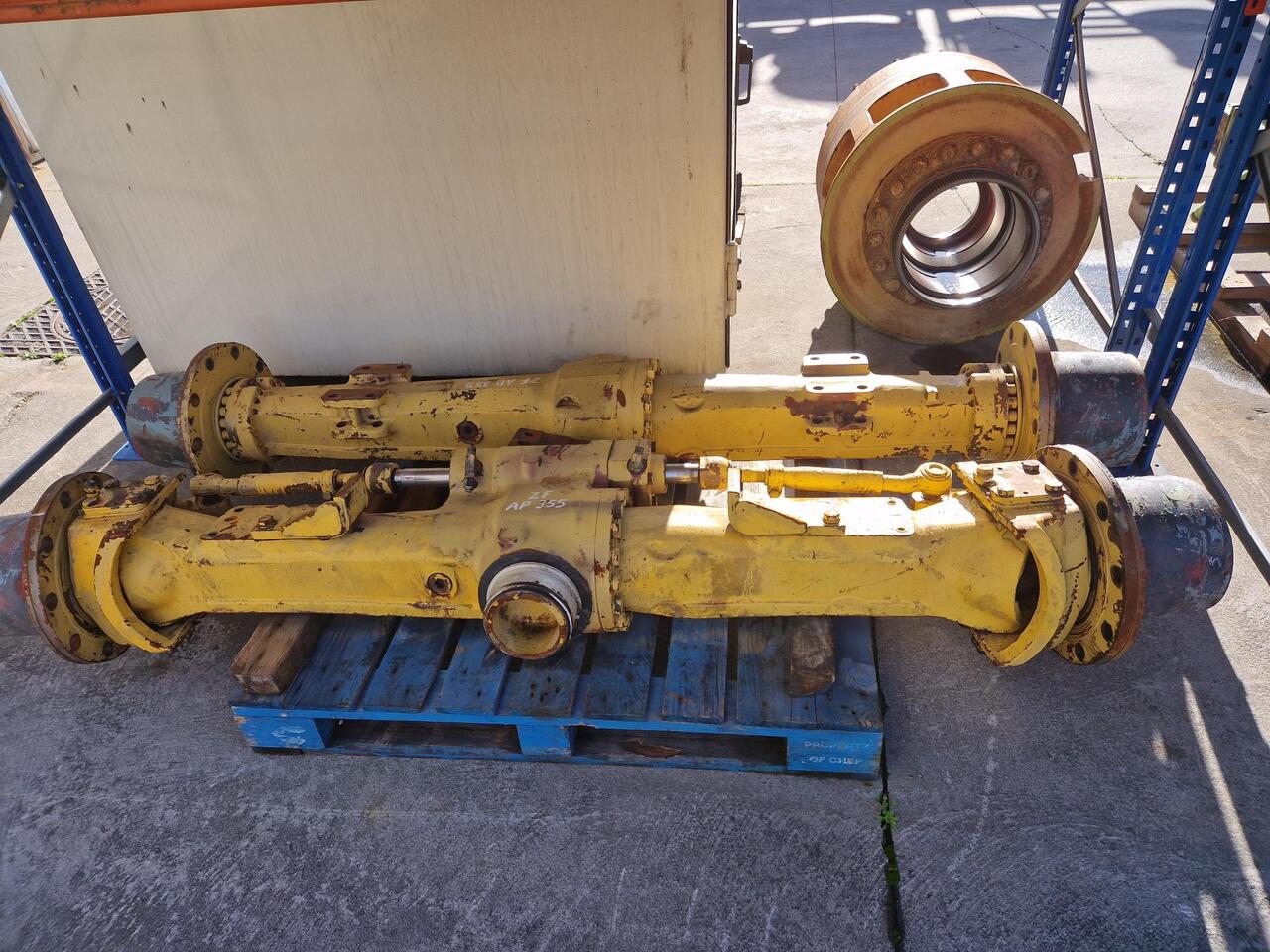 Eje ZF AP355 - Osovina i dijelovi za Građevinski strojevi: slika Eje ZF AP355 - Osovina i dijelovi za Građevinski strojevi Eje ZF AP355 - Osovina i dijelovi za Građevinski strojevi: slika Eje ZF AP355 - Osovina i dijelovi za Građevinski strojevi