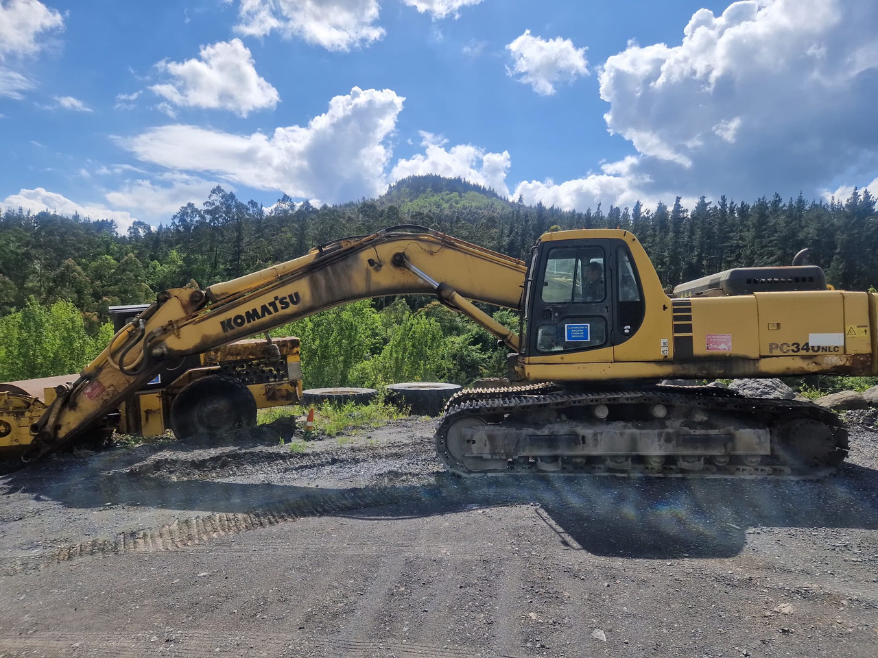 KOMATSU PC 340.6 - Bager gusjeničar: slika KOMATSU PC 340.6 - Bager gusjeničar KOMATSU PC 340.6 - Bager gusjeničar: slika KOMATSU PC 340.6 - Bager gusjeničar