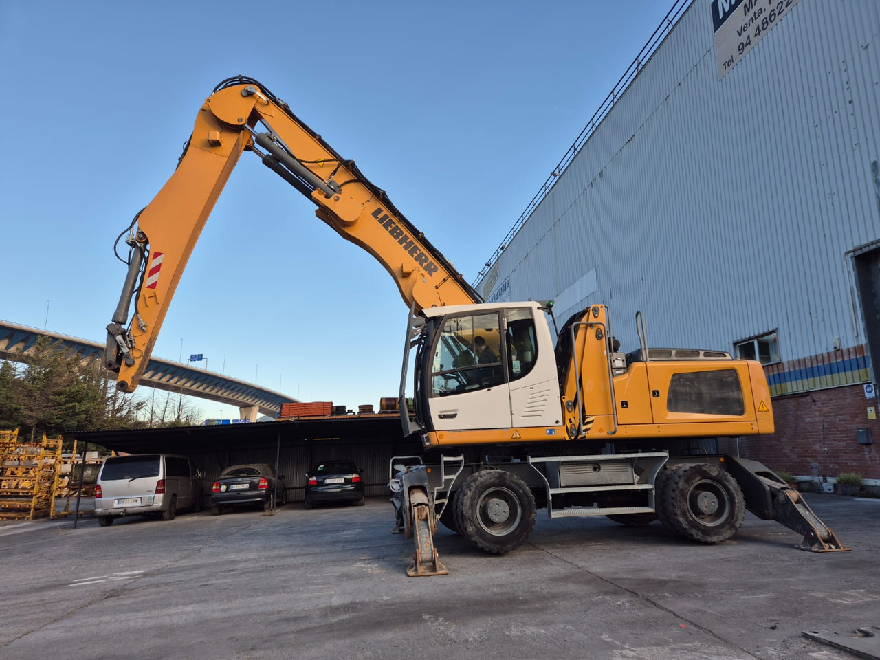 LIEBHERR LH30M - Stroj za rukovanje otpadom: slika LIEBHERR LH30M - Stroj za rukovanje otpadom LIEBHERR LH30M - Stroj za rukovanje otpadom: slika LIEBHERR LH30M - Stroj za rukovanje otpadom