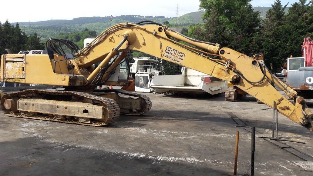Liebherr R932li ns 572-4318 - Bager gusjeničar: slika Liebherr R932li ns 572-4318 - Bager gusjeničar Liebherr R932li ns 572-4318 - Bager gusjeničar: slika Liebherr R932li ns 572-4318 - Bager gusjeničar