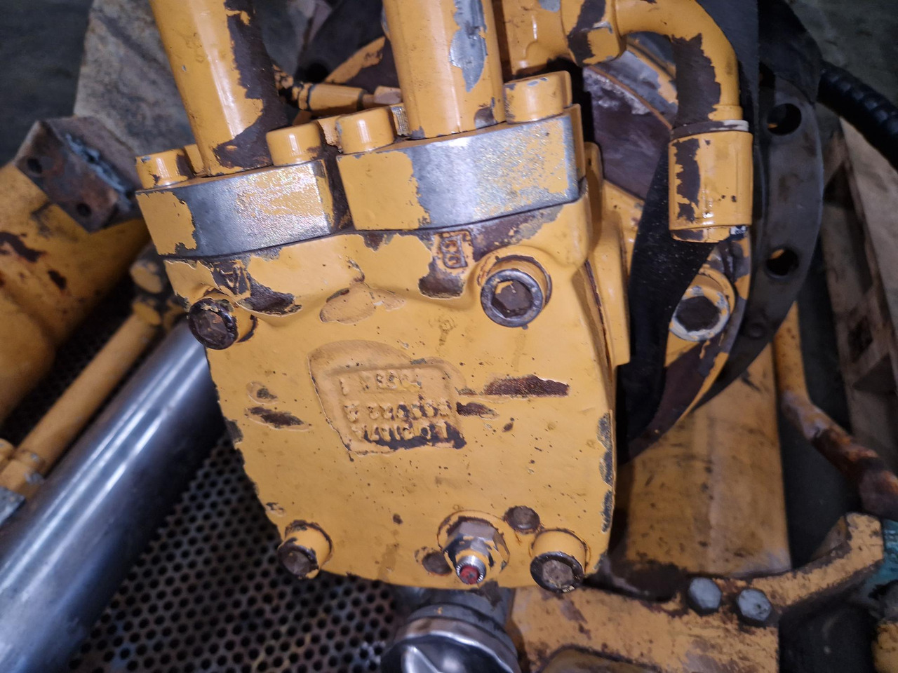 MOTOR DE GIRO FMF090 R944 - Hidraulični motor za Građevinski strojevi: slika MOTOR DE GIRO FMF090 R944 - Hidraulični motor za Građevinski strojevi MOTOR DE GIRO FMF090 R944 - Hidraulični motor za Građevinski strojevi: slika MOTOR DE GIRO FMF090 R944 - Hidraulični motor za Građevinski strojevi