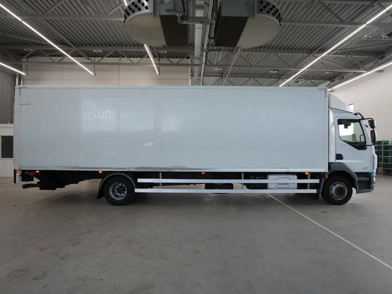 DAF LF 250 FA 12t, Gesloten Bak, Laadklep 1,5t, New Tacho - Kamion sandučar: slika DAF LF 250 FA 12t, Gesloten Bak, Laadklep 1,5t, New Tacho - Kamion sandučar DAF LF 250 FA 12t, Gesloten Bak, Laadklep 1,5t, New Tacho - Kamion sandučar: slika DAF LF 250 FA 12t, Gesloten Bak, Laadklep 1,5t, New Tacho - Kamion sandučar