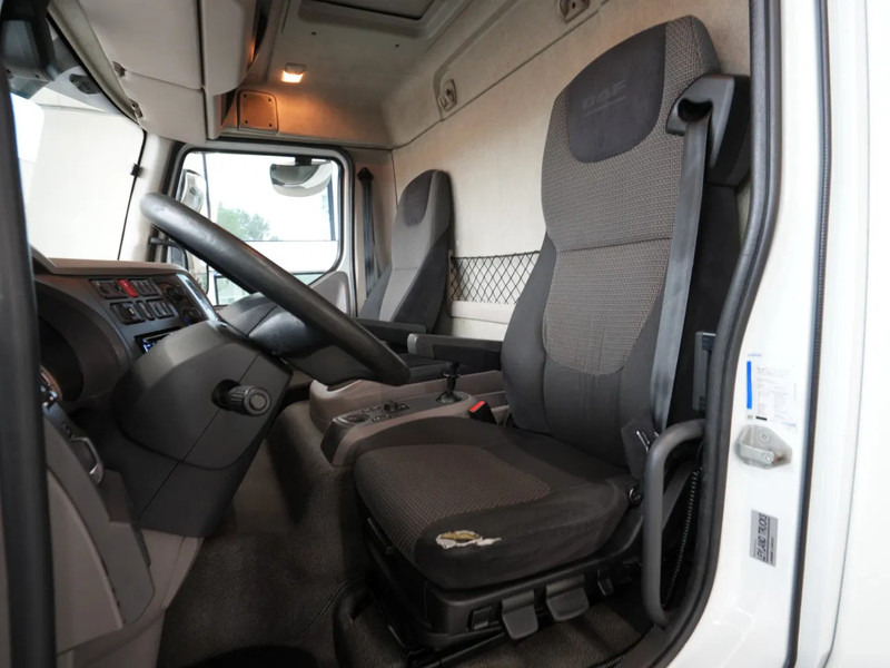 Kamion sandučar DAF LF 250 FA 12t, Gesloten Bak, Laadklep 1,5t, New Tacho: slika Kamion sandučar DAF LF 250 FA 12t, Gesloten Bak, Laadklep 1,5t, New Tacho