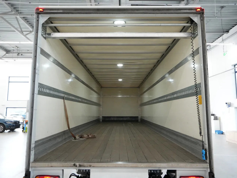 Kamion sandučar DAF LF 250 FA 12t, Gesloten Bak, Laadklep 1,5t, New Tacho: slika Kamion sandučar DAF LF 250 FA 12t, Gesloten Bak, Laadklep 1,5t, New Tacho