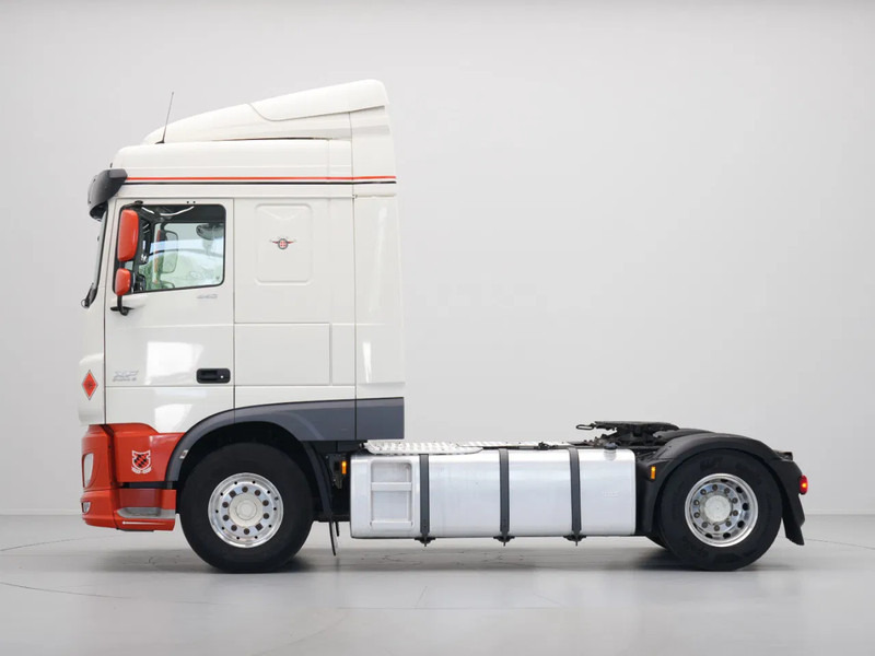 DAF XF 440 FT - Tegljač: slika DAF XF 440 FT - Tegljač DAF XF 440 FT - Tegljač: slika DAF XF 440 FT - Tegljač