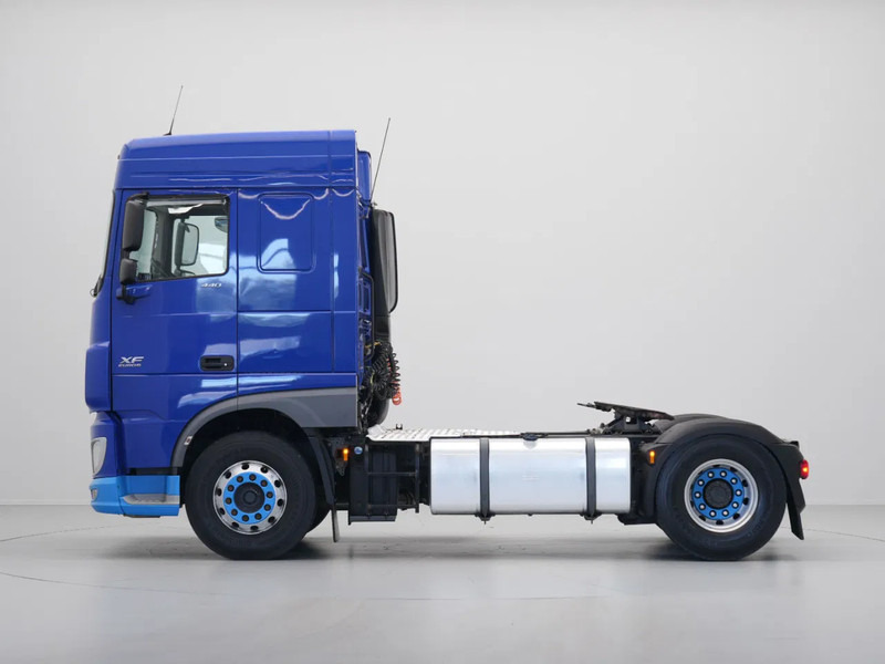 DAF XF 440 FT Space Cab, PTO - Tegljač: slika DAF XF 440 FT Space Cab, PTO - Tegljač DAF XF 440 FT Space Cab, PTO - Tegljač: slika DAF XF 440 FT Space Cab, PTO - Tegljač