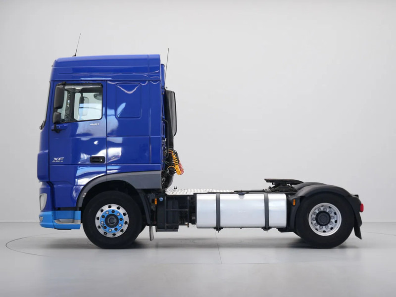 DAF XF 440 FT Space Cab, PTO - Tegljač: slika DAF XF 440 FT Space Cab, PTO - Tegljač DAF XF 440 FT Space Cab, PTO - Tegljač: slika DAF XF 440 FT Space Cab, PTO - Tegljač