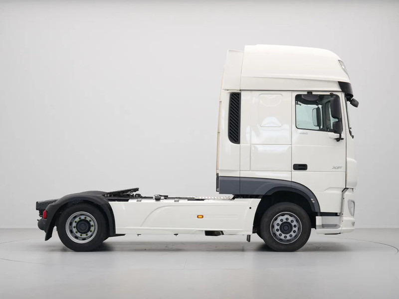 DAF XF 480 FT Super Space Cab, PTO Prep - Tegljač: slika DAF XF 480 FT Super Space Cab, PTO Prep - Tegljač DAF XF 480 FT Super Space Cab, PTO Prep - Tegljač: slika DAF XF 480 FT Super Space Cab, PTO Prep - Tegljač