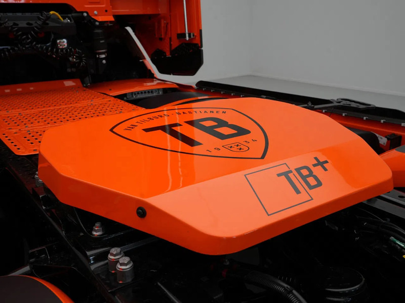 Novi Tegljač DAF XG+ 530 FT SHOWTRUCK FULL AIR PTO PREP SPEAKERS B3 ALARM ''GENERAL LEE'': slika Novi Tegljač DAF XG+ 530 FT SHOWTRUCK FULL AIR PTO PREP SPEAKERS B3 ALARM ''GENERAL LEE''